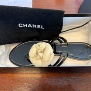 🖤 CHANEL Camellia Jelly Sandals! 🌸 CC Logo  Made in ITALY SZ 39, New in Box